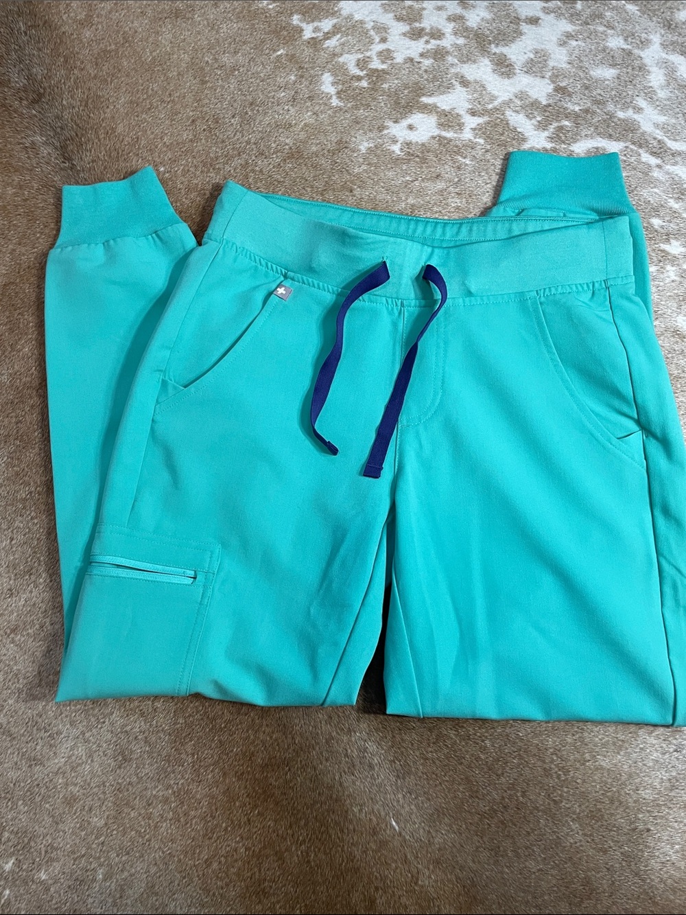 Figs Women's Jogger Scrub Pants Surgical Green/Navy Drawstring Small Petite